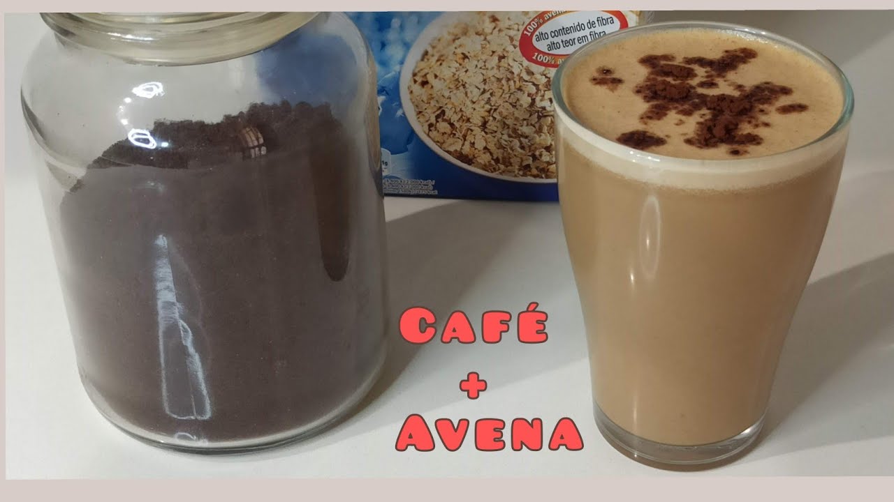 desayunar café con leche y copos de avena
