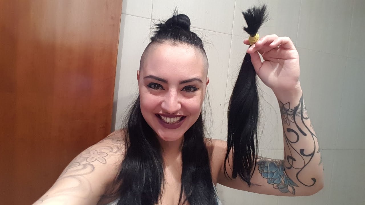 dos lados rapados mujer