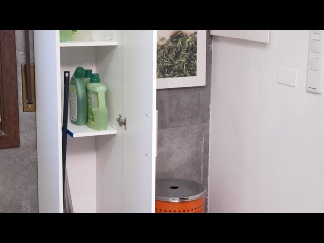 guardar cubo y fregona en poco espacio