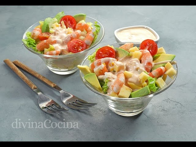 cocktail de gambas con aguacate y piña