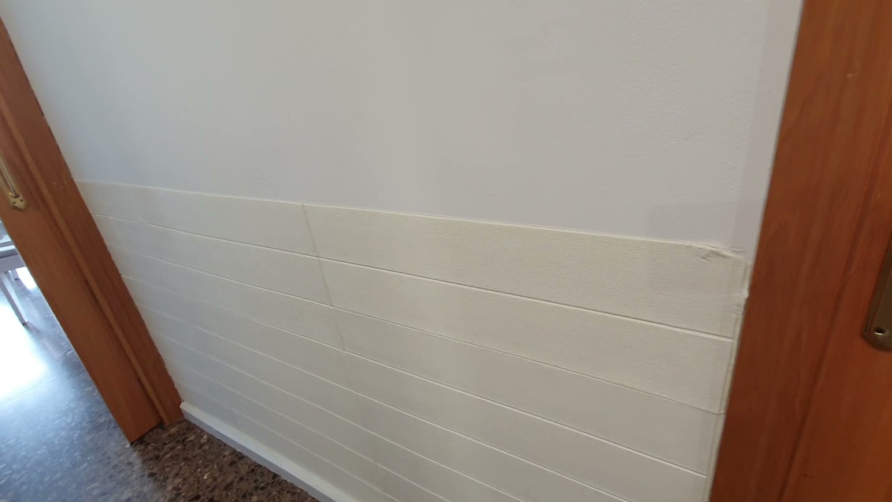 como quitar pegamento de la pared