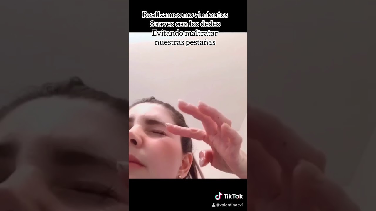 quitar extensiones de pestañas con aceite de oliva