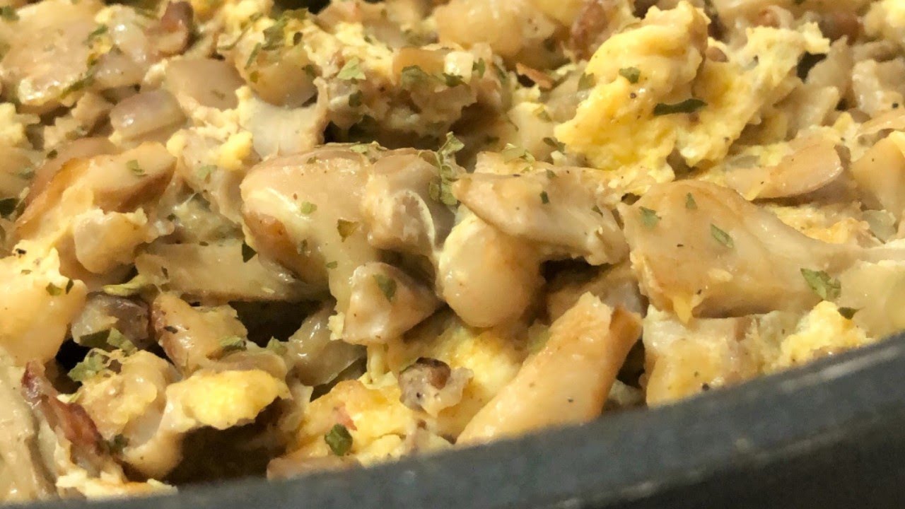 revuelto setas y gambas
