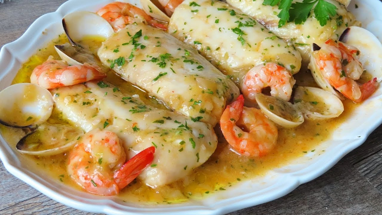 merluza a la marinera con gambas