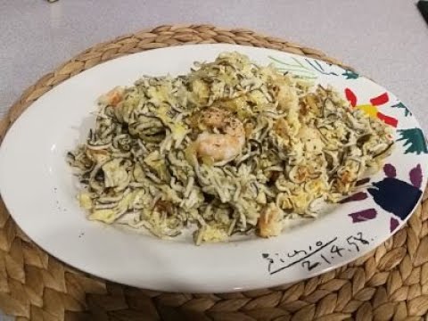revuelto de gulas y gambas arguiñano